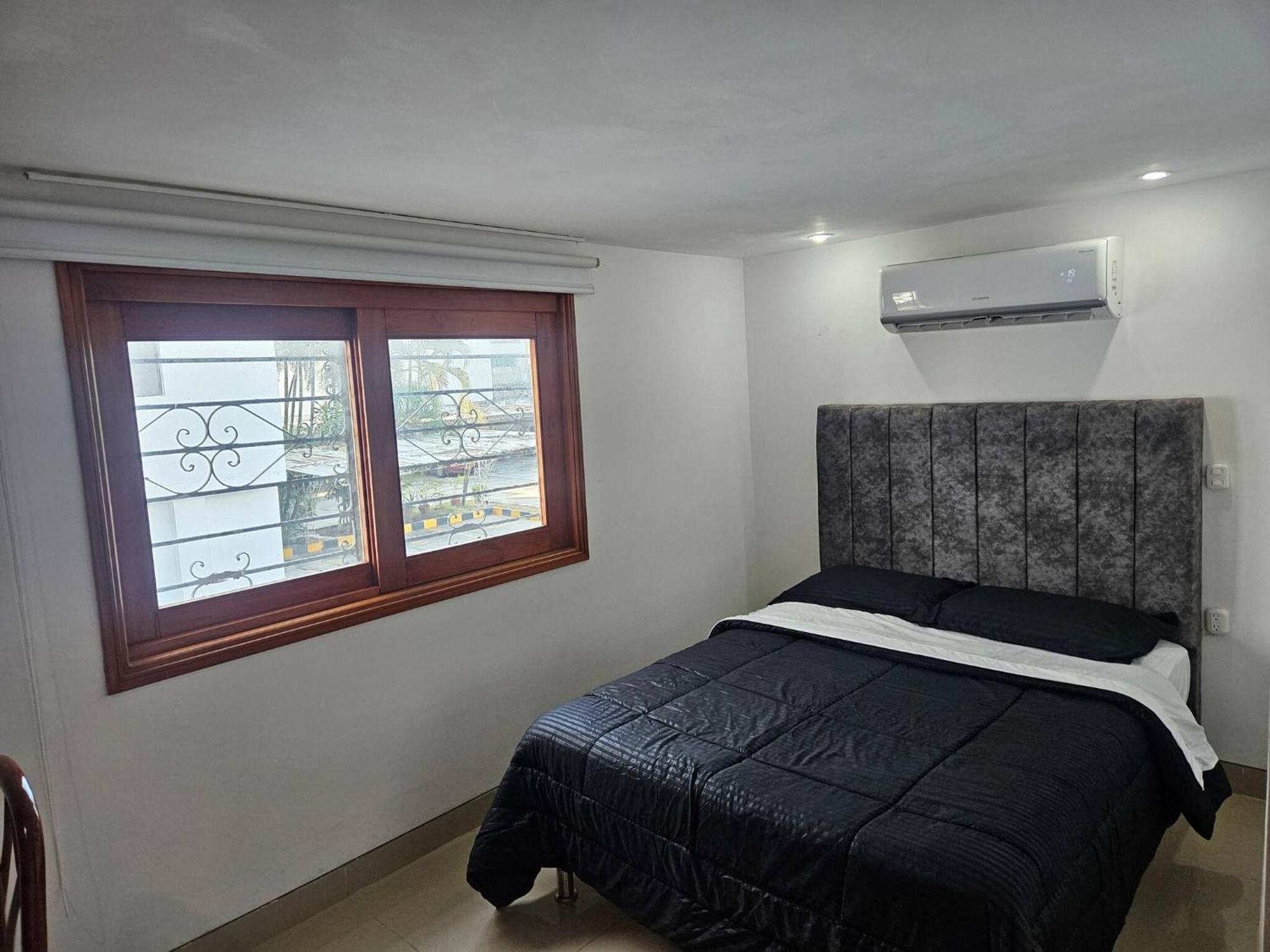 Pensión With Ac, Close To Historical Centre 3
